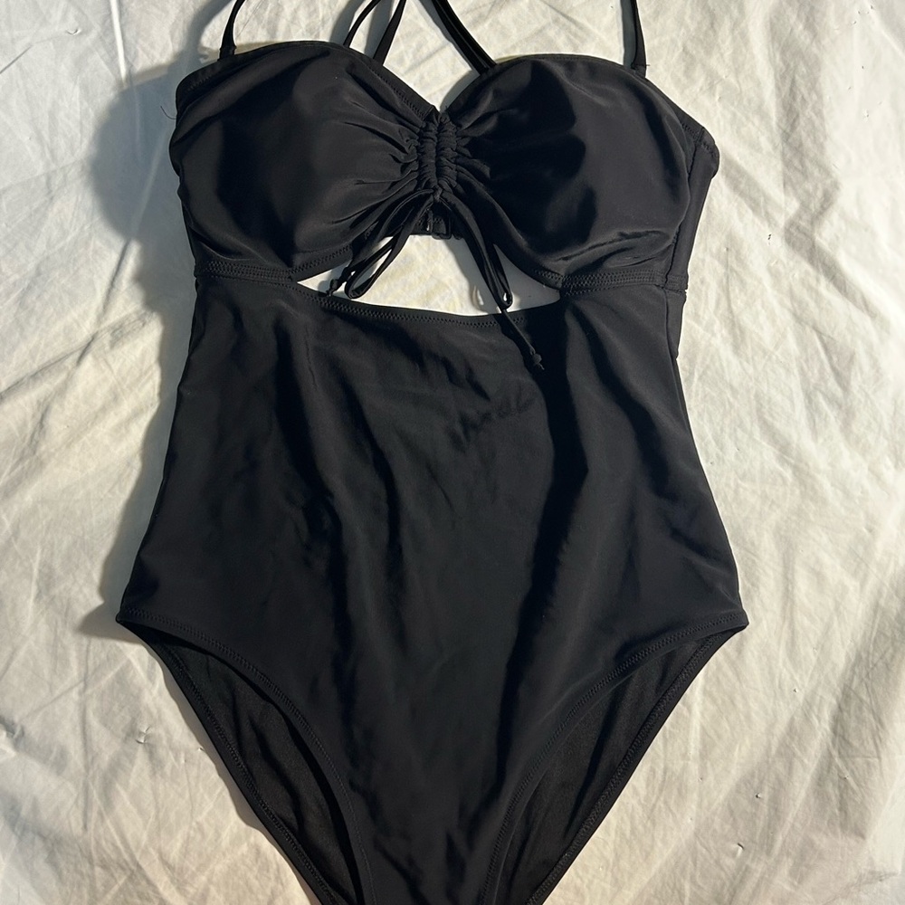 Old Navy Black Women Swim One Piece